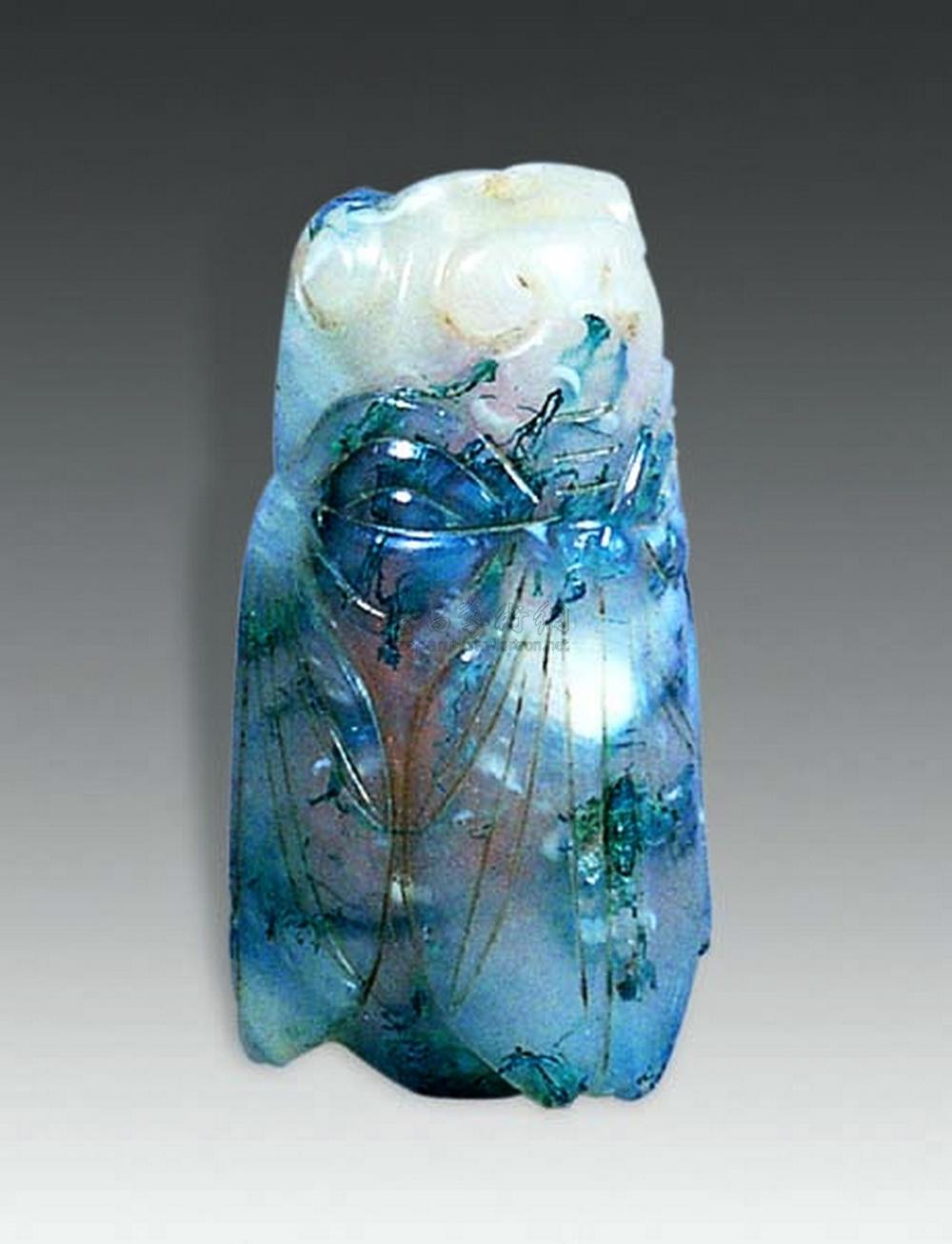 Cicada Shaped Snuff Bottle