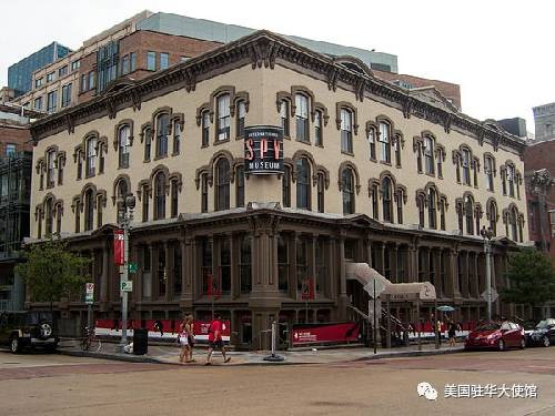 位于F街上的国际间谍博物馆(照片:Marcus Qwertyus)