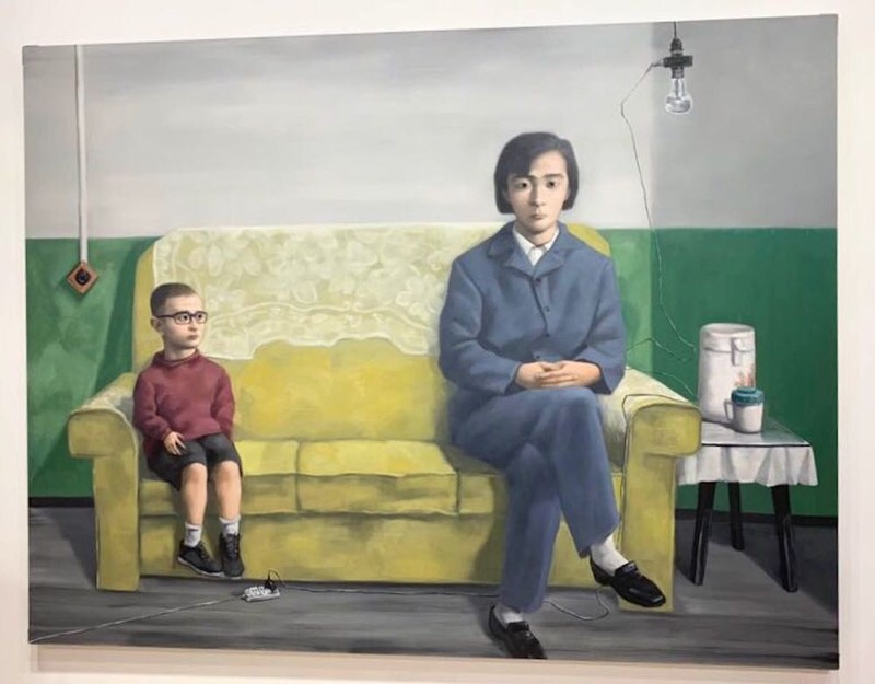 佩斯画廊, 张晓刚, 《我的母亲》, 布面油画, 200x260cm, 2012年 XT3QT2Cb4AnwAsgb6P3sl0dKSs2di1GOeUvRkXFa.jpg