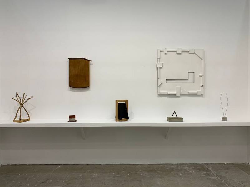 东京画廊展位现场,售出菅木志雄作品 IEFbHTt1SDriuGdzKpXCYWpVBPG3IVJNhPd0B1yc.jpg