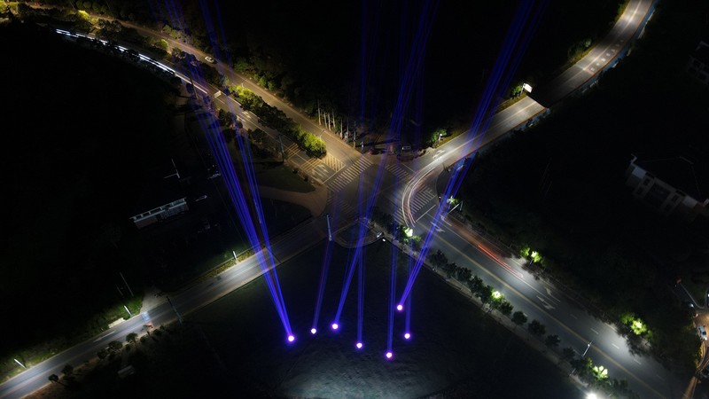 景晓雷 仙湖问天 综合材料 2020 QPc6XI3QECIUqJyUxTlGAHzJuu1ReFUpg3B5Ddjf.jpg