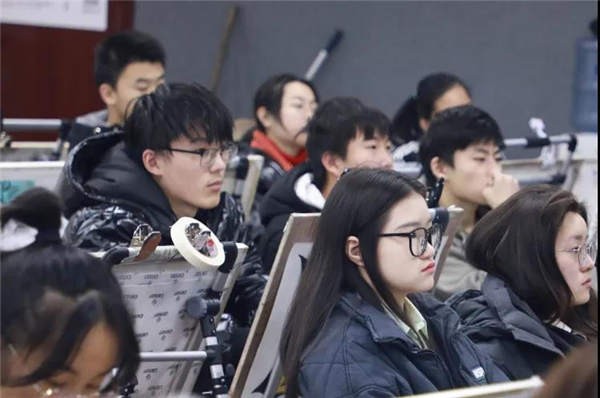 北京美术复读集训画室哪家好?该如何选?