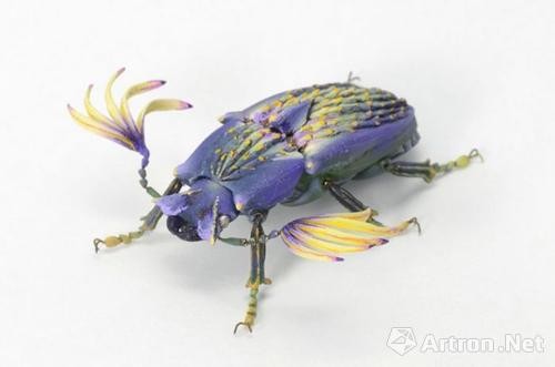 日本艺术家用树脂打造出了“昆虫总动员”