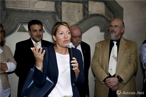 佛罗伦萨广域市市长代表Bendetta Albanese议员致辞