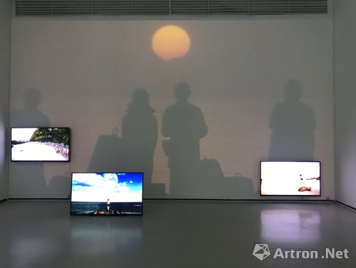 海 李青 多屏录像装置 尺寸可变 2016-2018