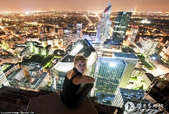 英国女摄影师花费6年攀爬世界著名建筑
