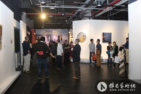 范安翔、张柏、严超三位青年艺术家“心源”群展在国际金融博物馆开幕