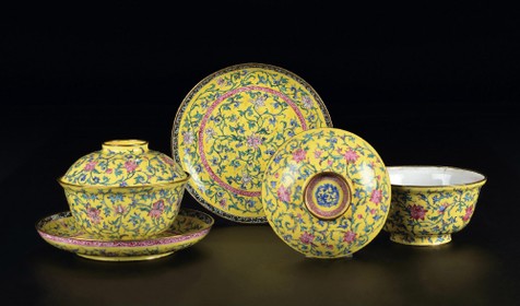 铜胎画珐琅缠枝莲团龙茶盘、盖碗