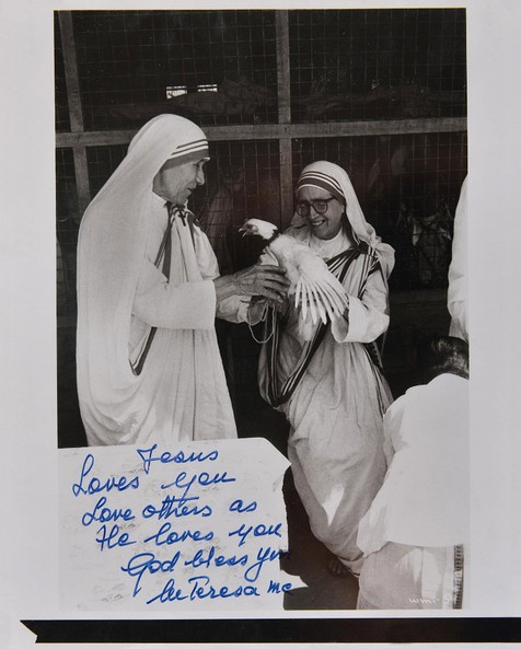 “加尔各答天使”特蕾莎修女（Mother Teresa）亲笔签名照