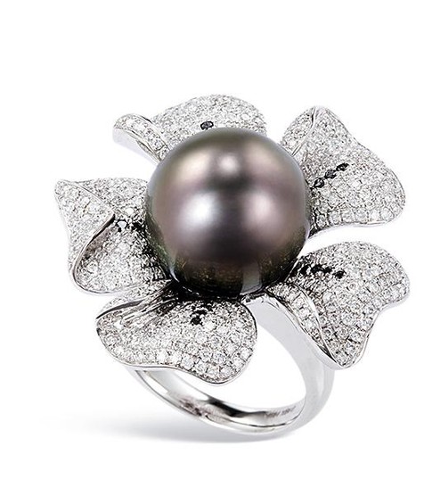 黑色珍珠配钻石「花朵」戒指 约14.15mm