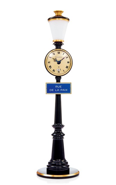 积家 铜镀金漆质 巴黎街头路灯式台钟 8日动力储存 闹钟功能