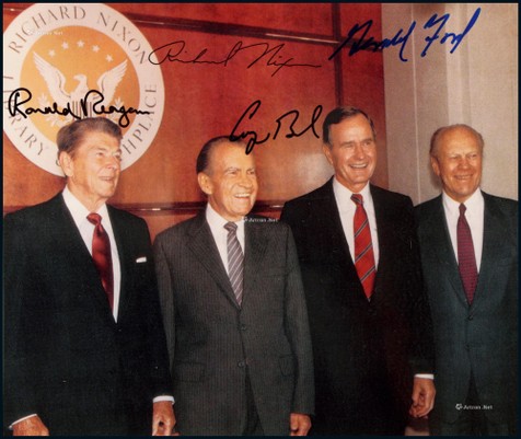 “美国总统”里根（Ronald Wilson Reagan），尼克松（Richard Milhous Nixon），乔治·布什（George Bush），福特（Gerald Rudolph Ford）4人联合亲笔签名白宫原版照，附证书