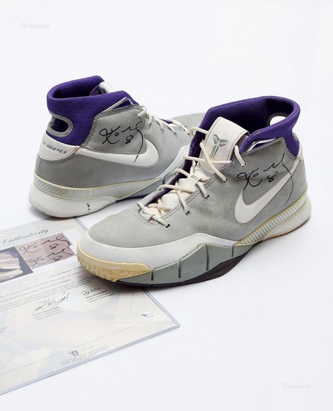 Kobe Bryant Autographed Collection Nike Zoom Kobe I PE