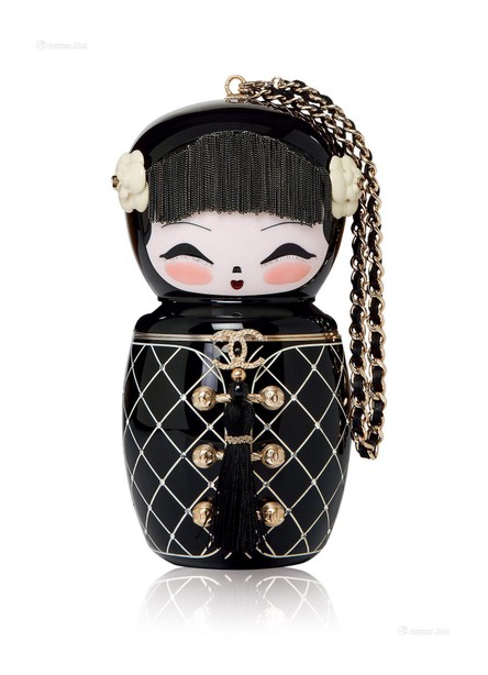 香奈儿“中国娃娃”全球限量手提包