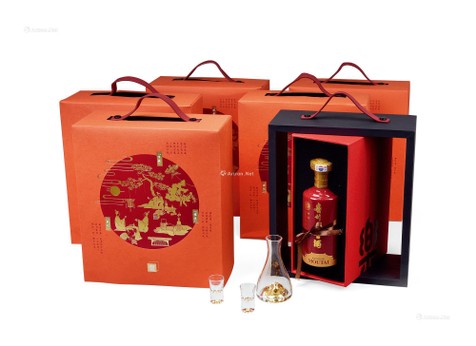 2020年贵州茅台酒（茅台文化研究会会员）与观山礼盒