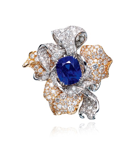 Anna Hu设计，14.03克拉缅甸“皇家蓝”蓝宝石配钻石戒指，未经加热