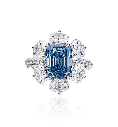 顶级3.32克拉艳彩蓝色钻石配钻石戒指，净度内部无瑕