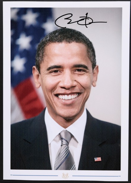 “第44任美国总统”奥巴马（Barack Hussein Obama）亲笔签名照，附证书 