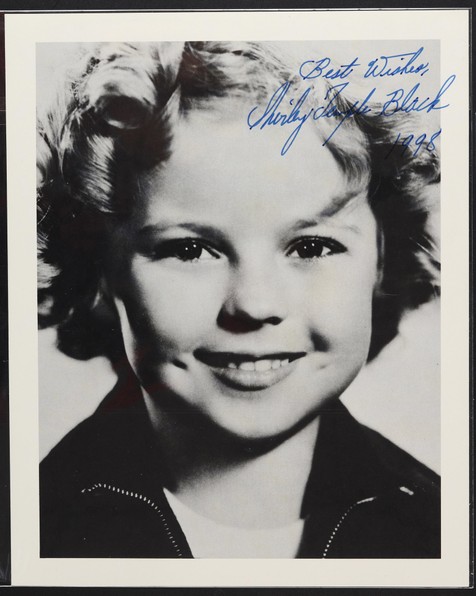 “美国著名童星”秀兰·邓波儿（Shirley Temple）亲笔签名赠言照，附证书