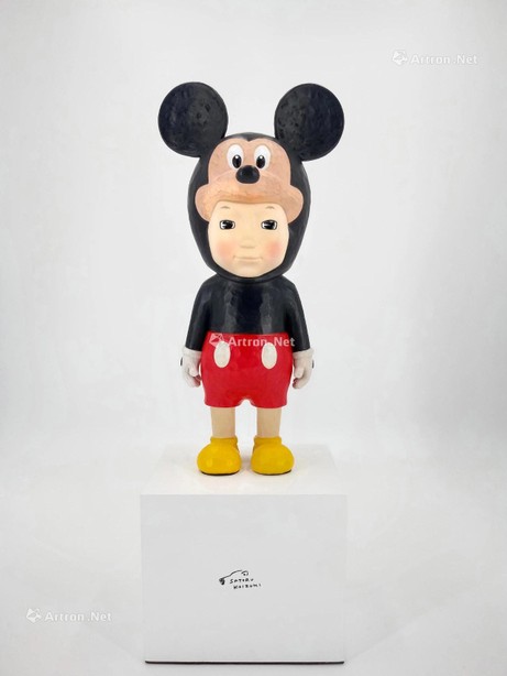 小泉悟 和米奇 “With” Mickey Sculpture 