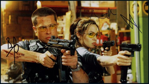 “美国著名夫妇影星”布拉德·皮特（Brad Pitt）、安吉丽娜·朱莉（Angelina Jolie）二人联合亲笔签名照，附证书