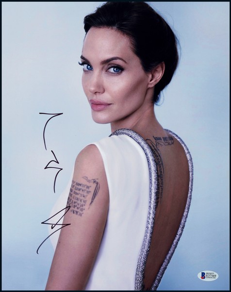 “美国著名女星”安吉丽娜·朱莉（Angelina Jolie）亲笔签名照，附证书