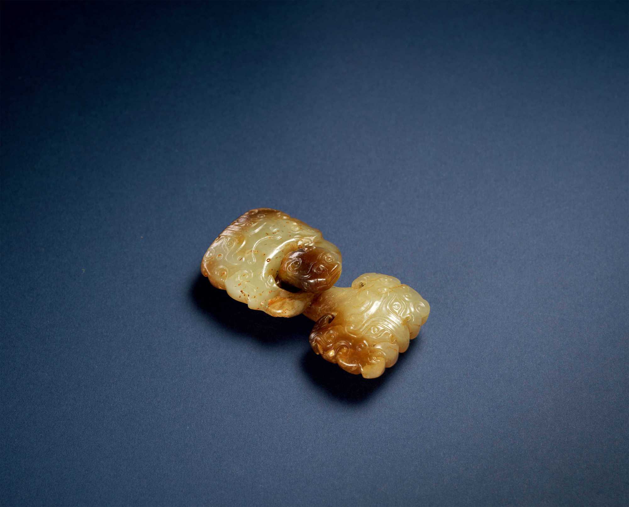 明代 玉雕饕餮纹带扣