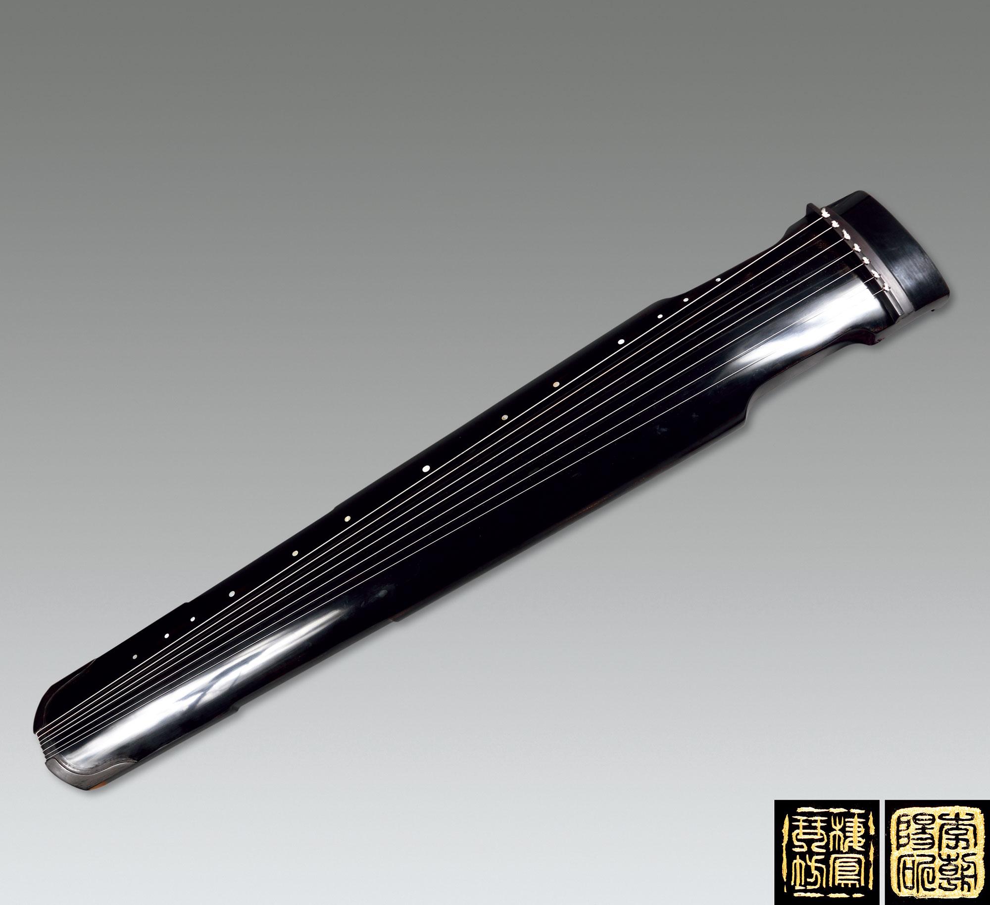 梧桐仲尼式古琴