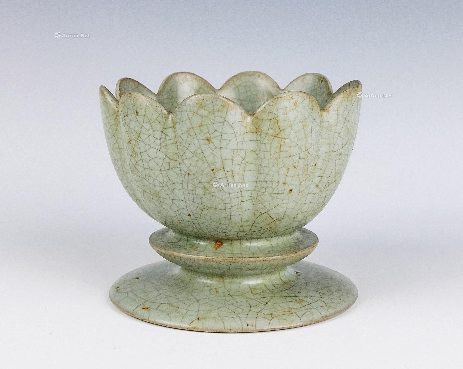 宋 汝窑莲花温碗