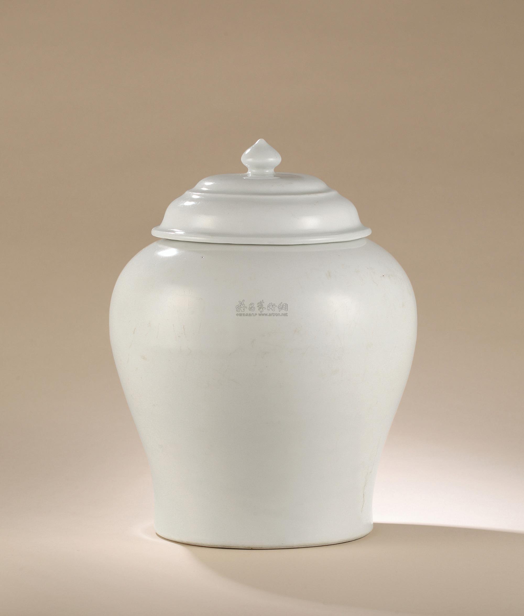 甜白釉盖罐拍品分类陶瓷>明代单色釉瓷器创作年代明永乐尺寸高24