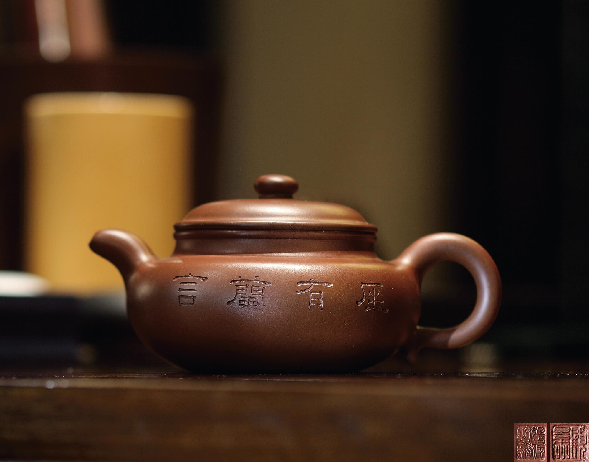 2270 顾景舟 "座有兰言"仿鼓壶