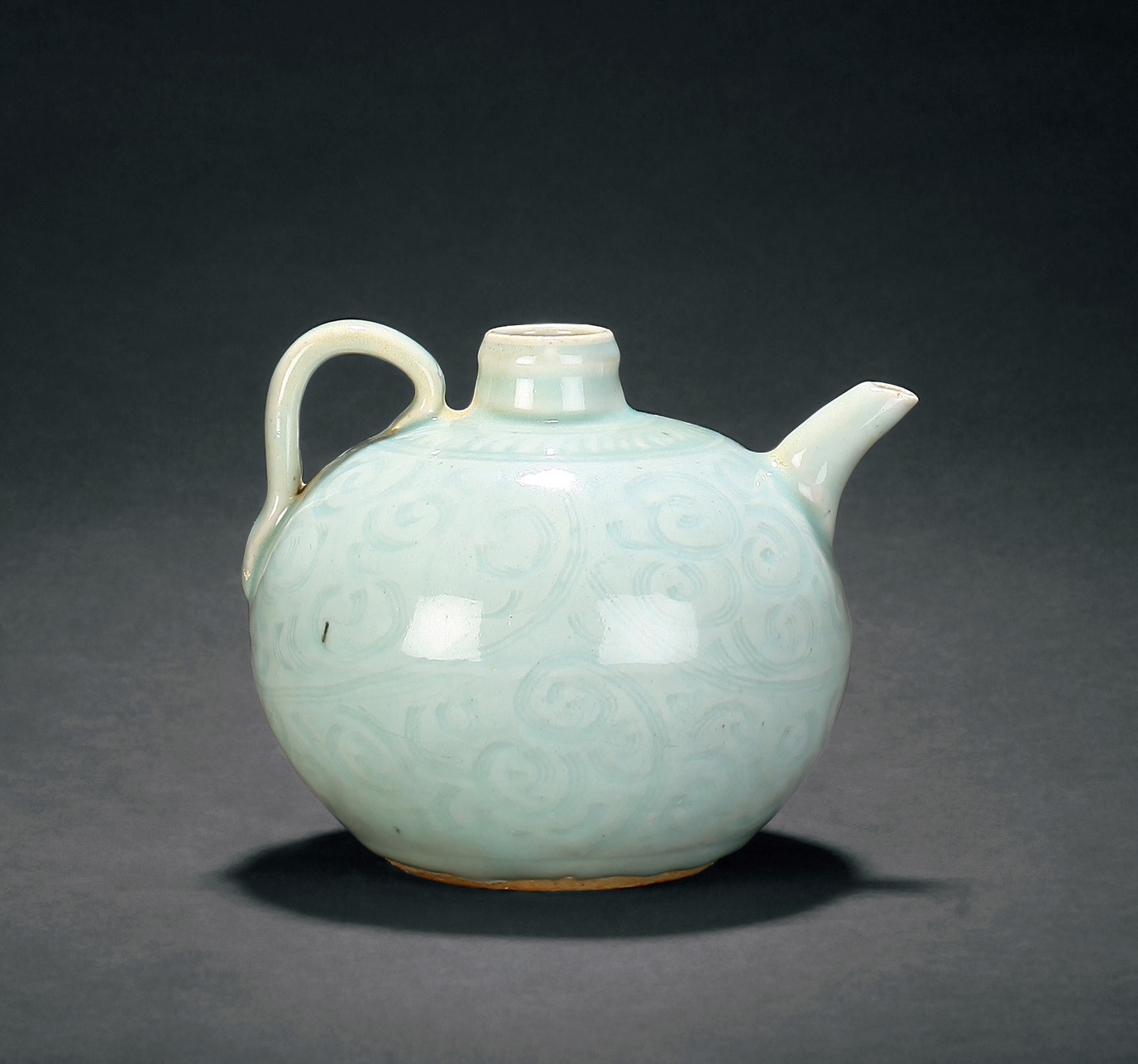 影青云纹壶拍品分类陶瓷>明代单色釉瓷器创作年代明尺寸宽14