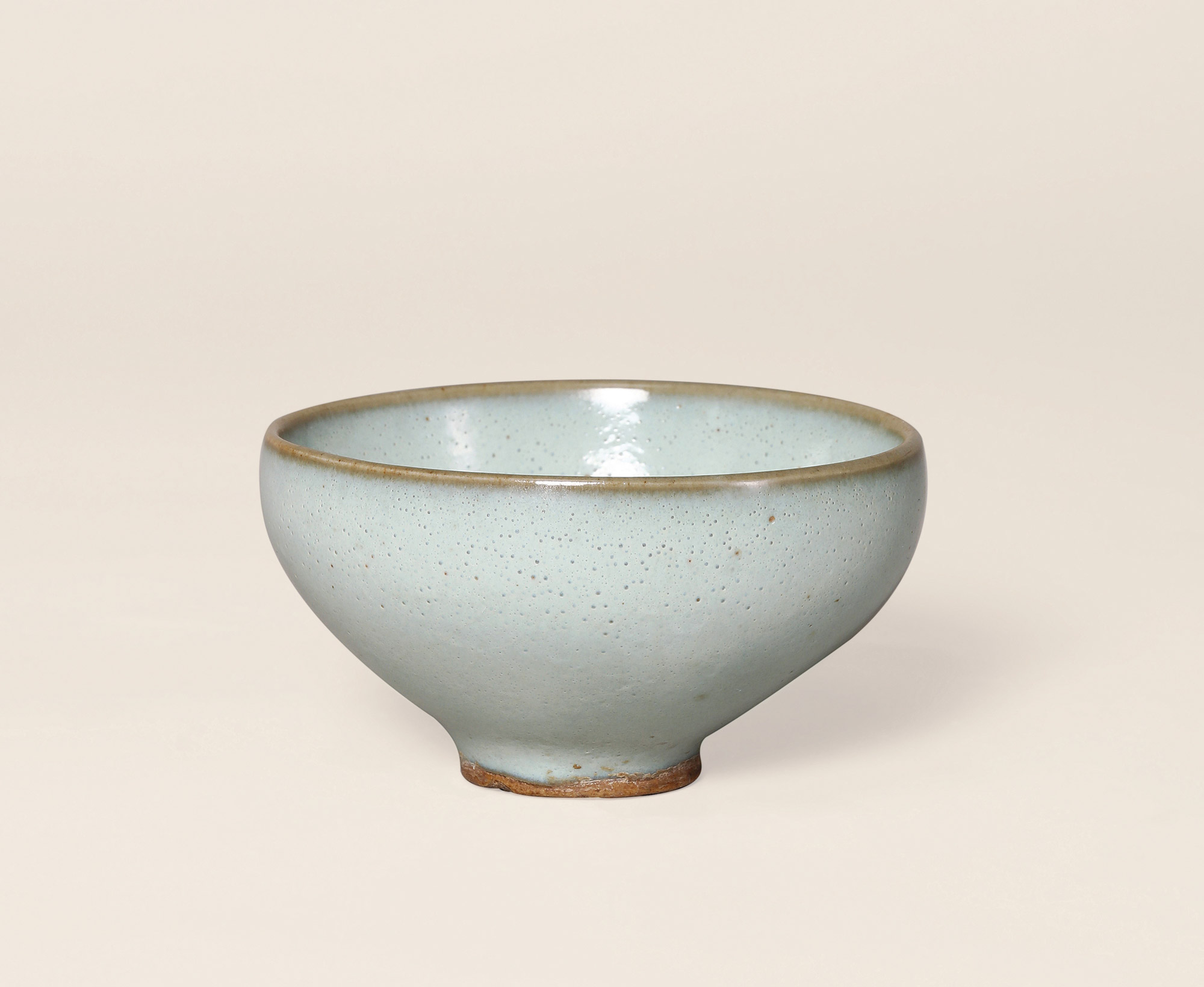 明 钧窑月白釉小盏