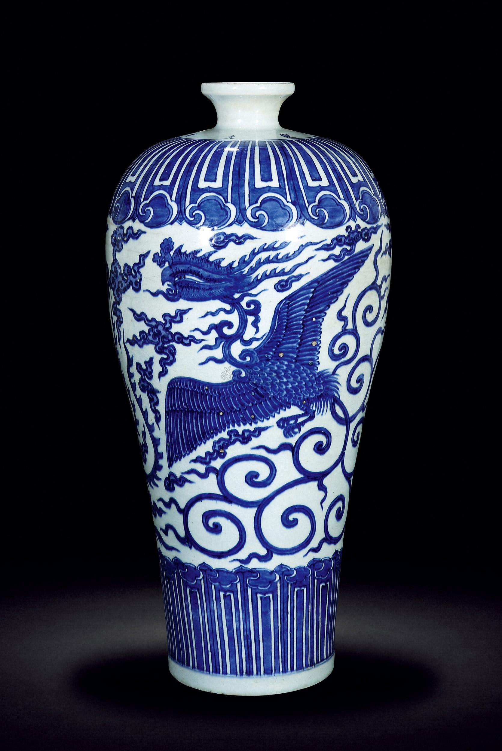 青花凤纹大梅瓶拍品分类陶瓷>明代青花瓷器创作年代明万历尺寸高63