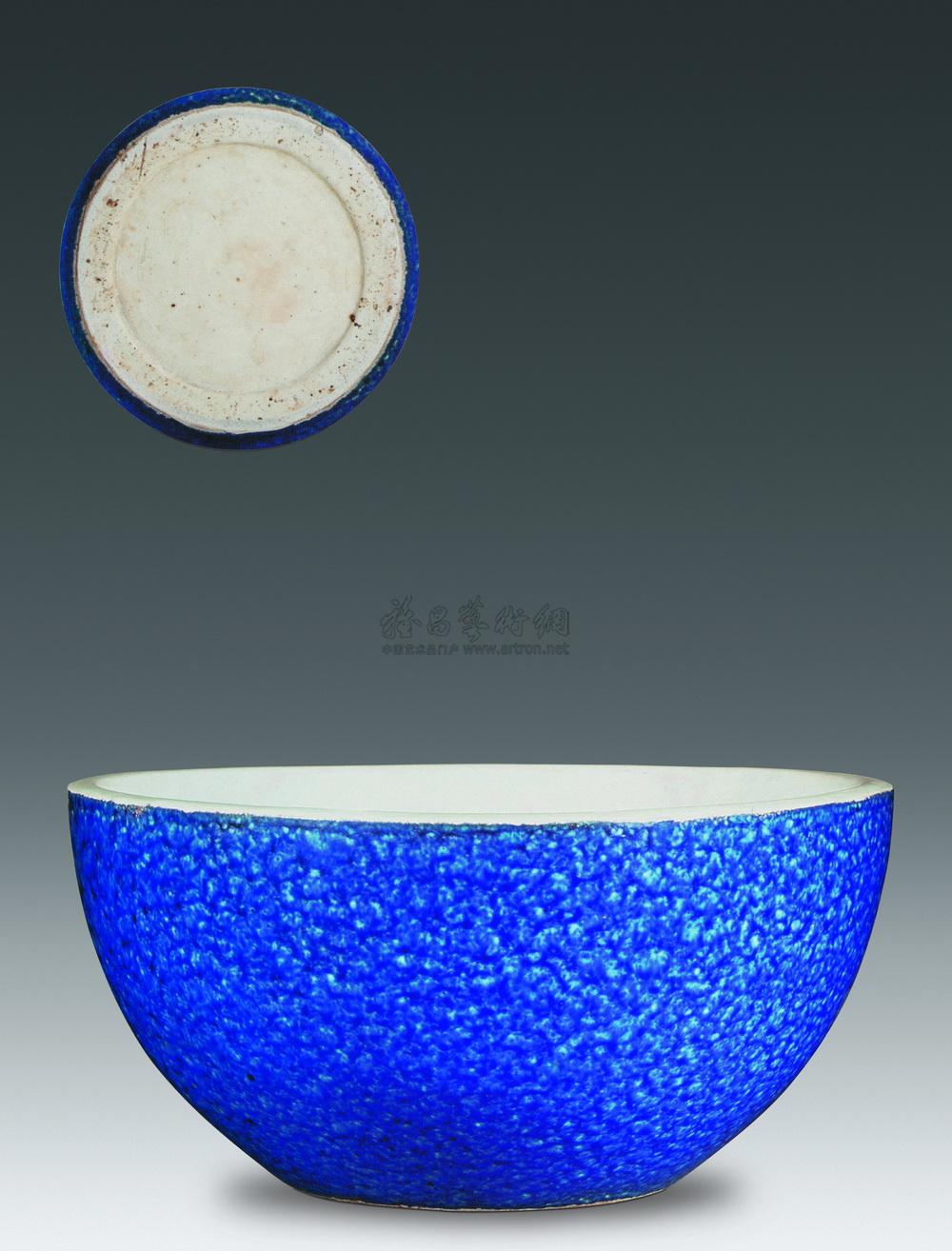 明宣德 雪花蓝釉大碗