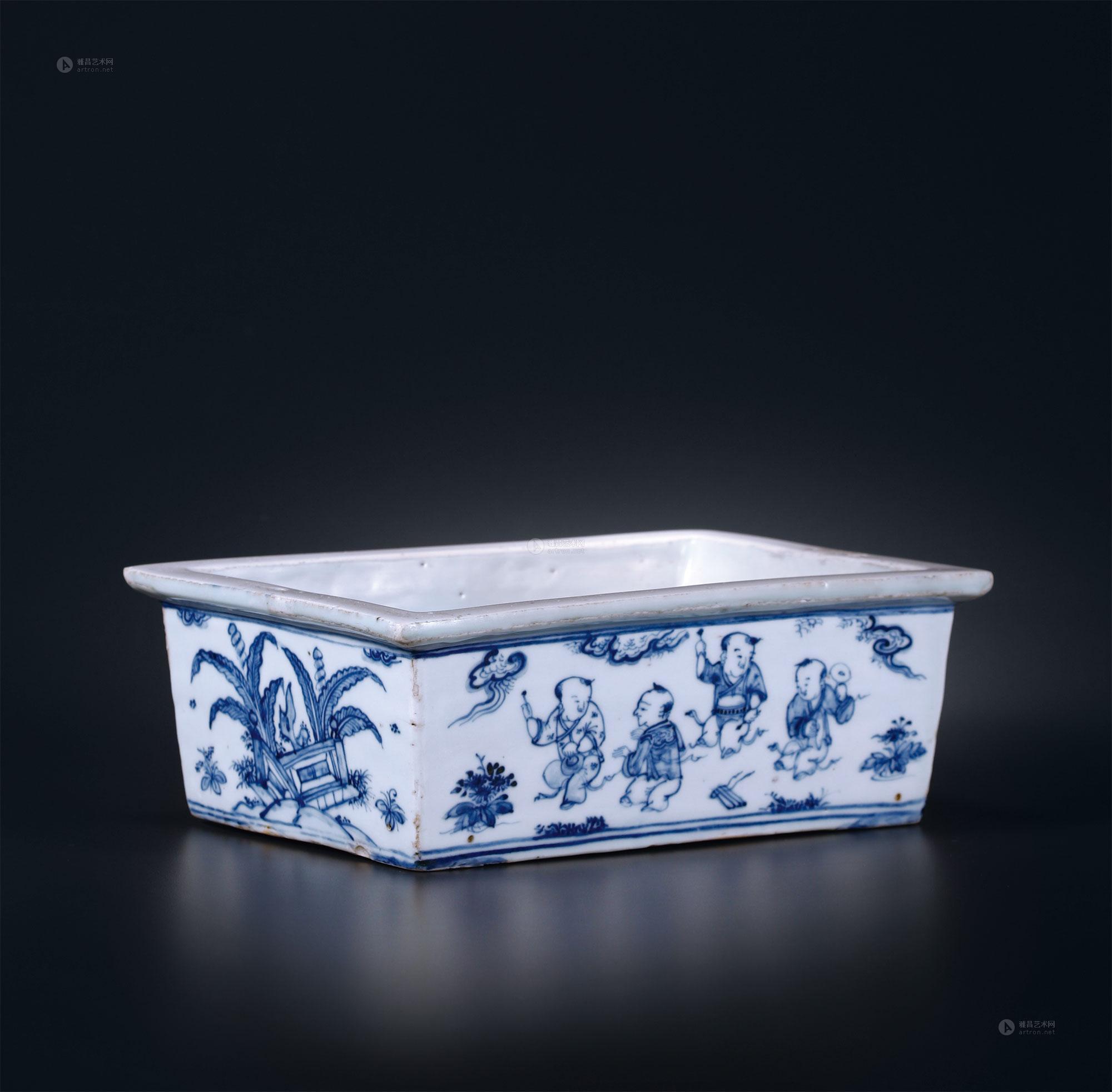 明成化 青花婴戏图水仙盆