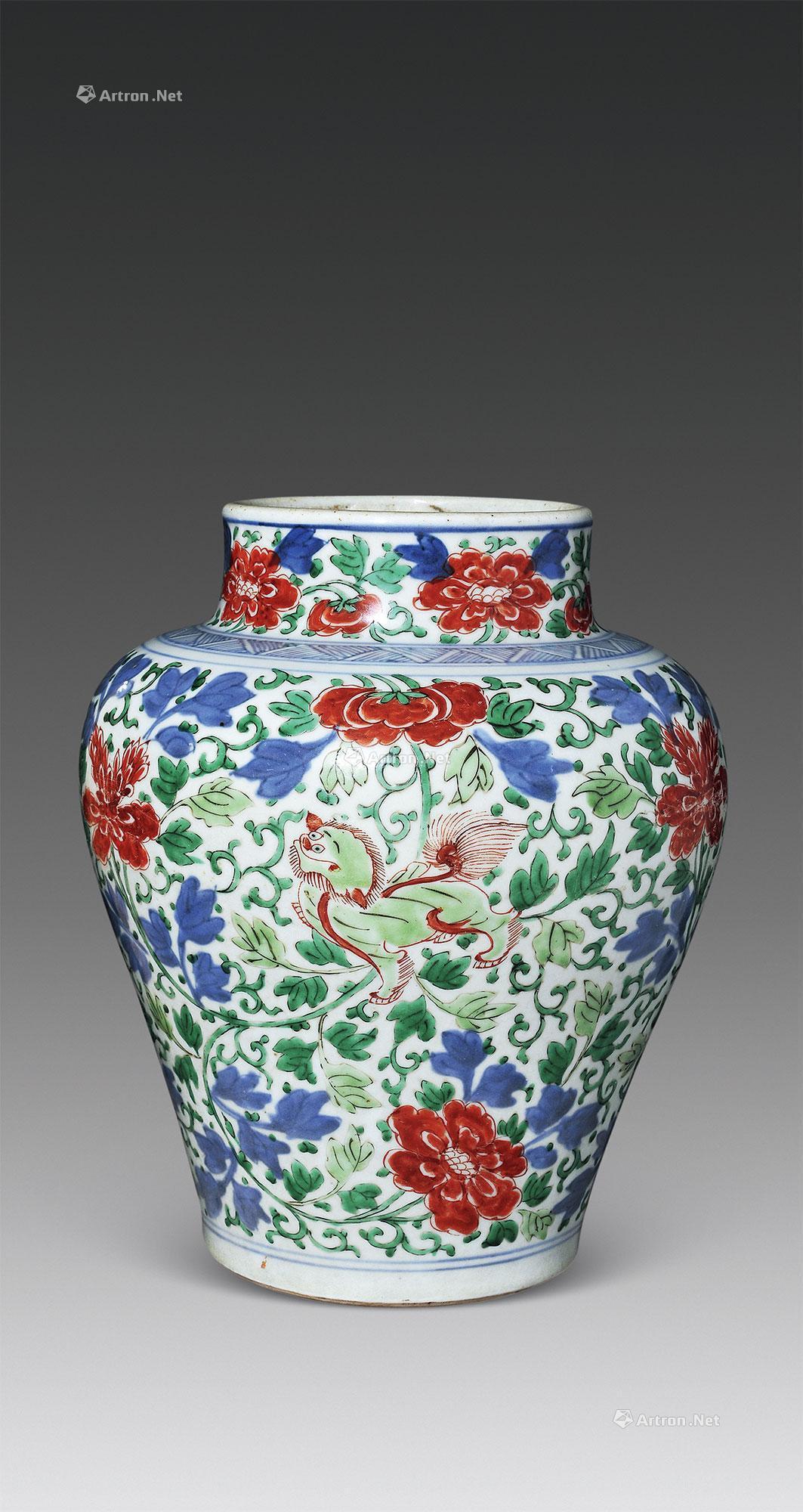 五彩穿花狮纹罐 (一对)拍品分类陶瓷>清代五彩瓷器创作年代清顺治尺寸