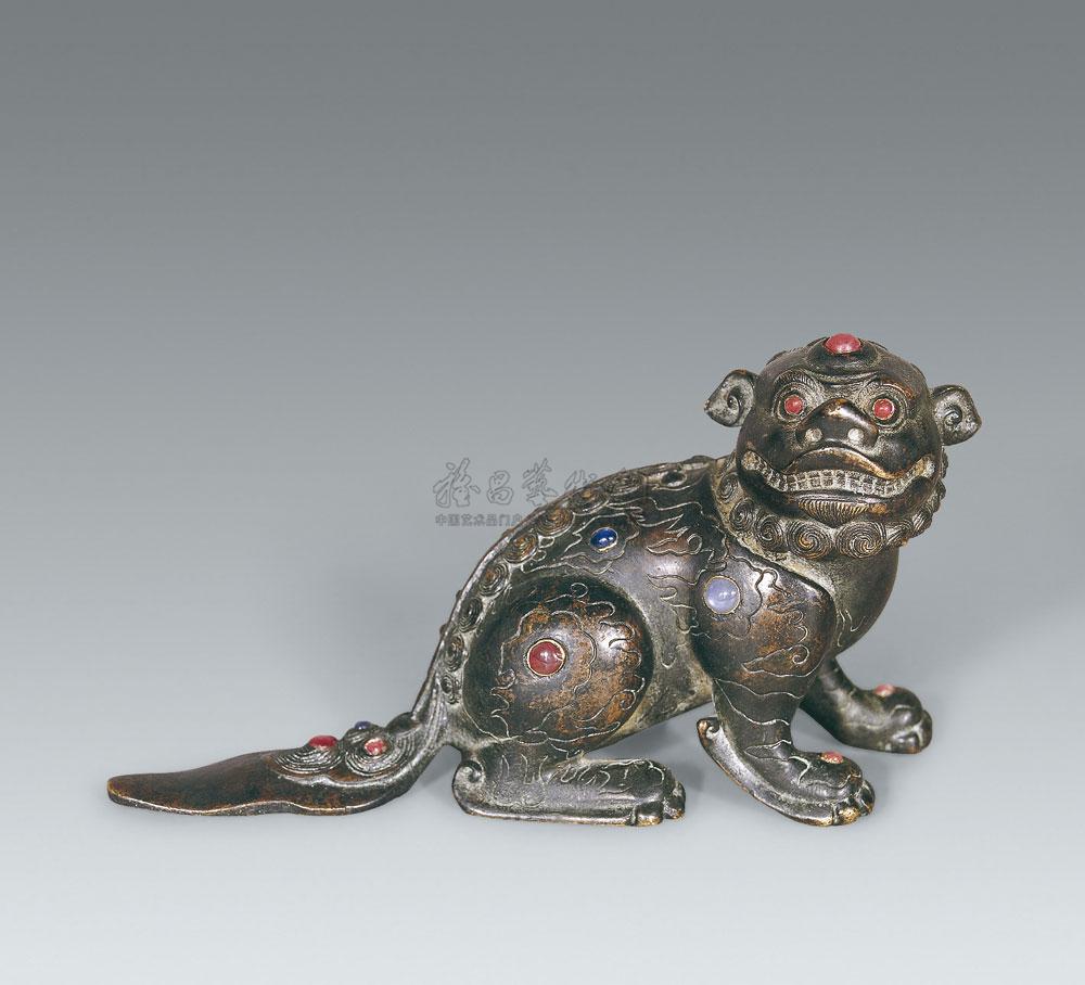 清 铜镶碧玺狮子摆件