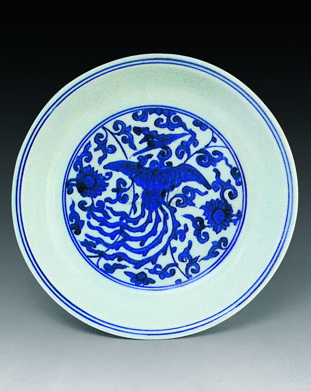 青花凤纹盘拍品分类陶瓷>明代青花瓷器创作年代明隆庆尺寸d15