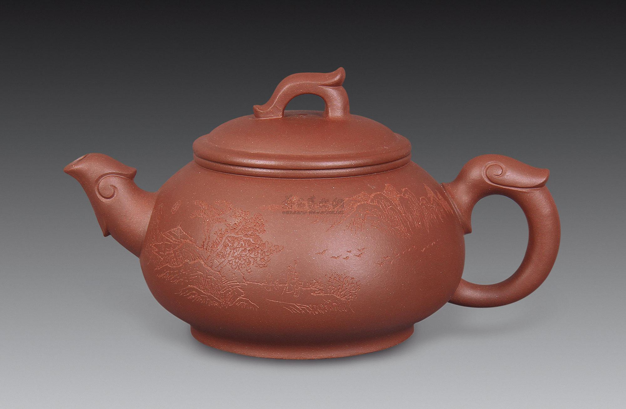 拍品名称李昌鸿 临风壶拍品分类工艺品杂项>紫砂尺寸高10cm估价rmb