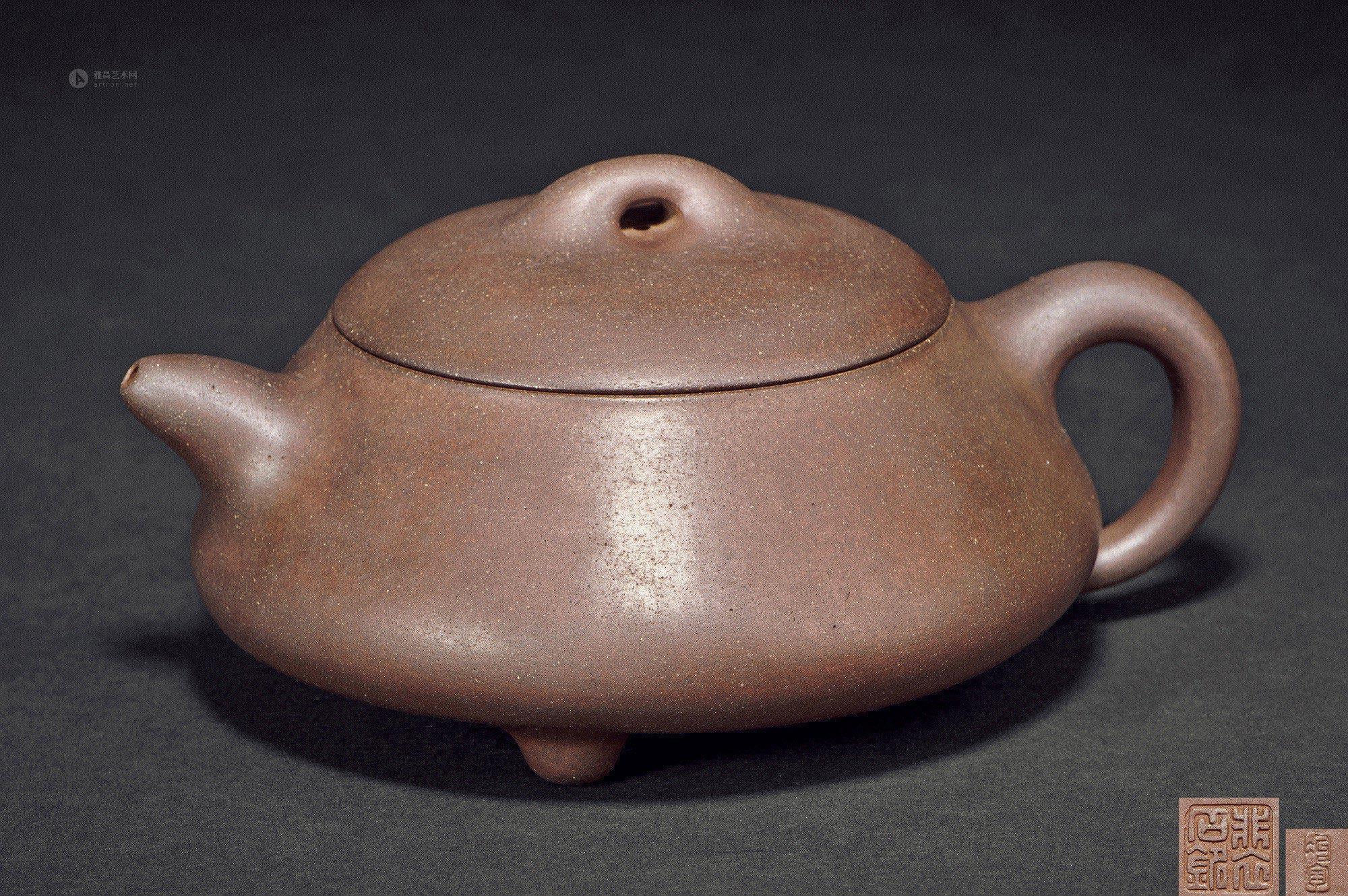 20拍品信息拍品名称裴石民制矮石瓢壶拍品分类工艺品杂项>紫砂估价rmb
