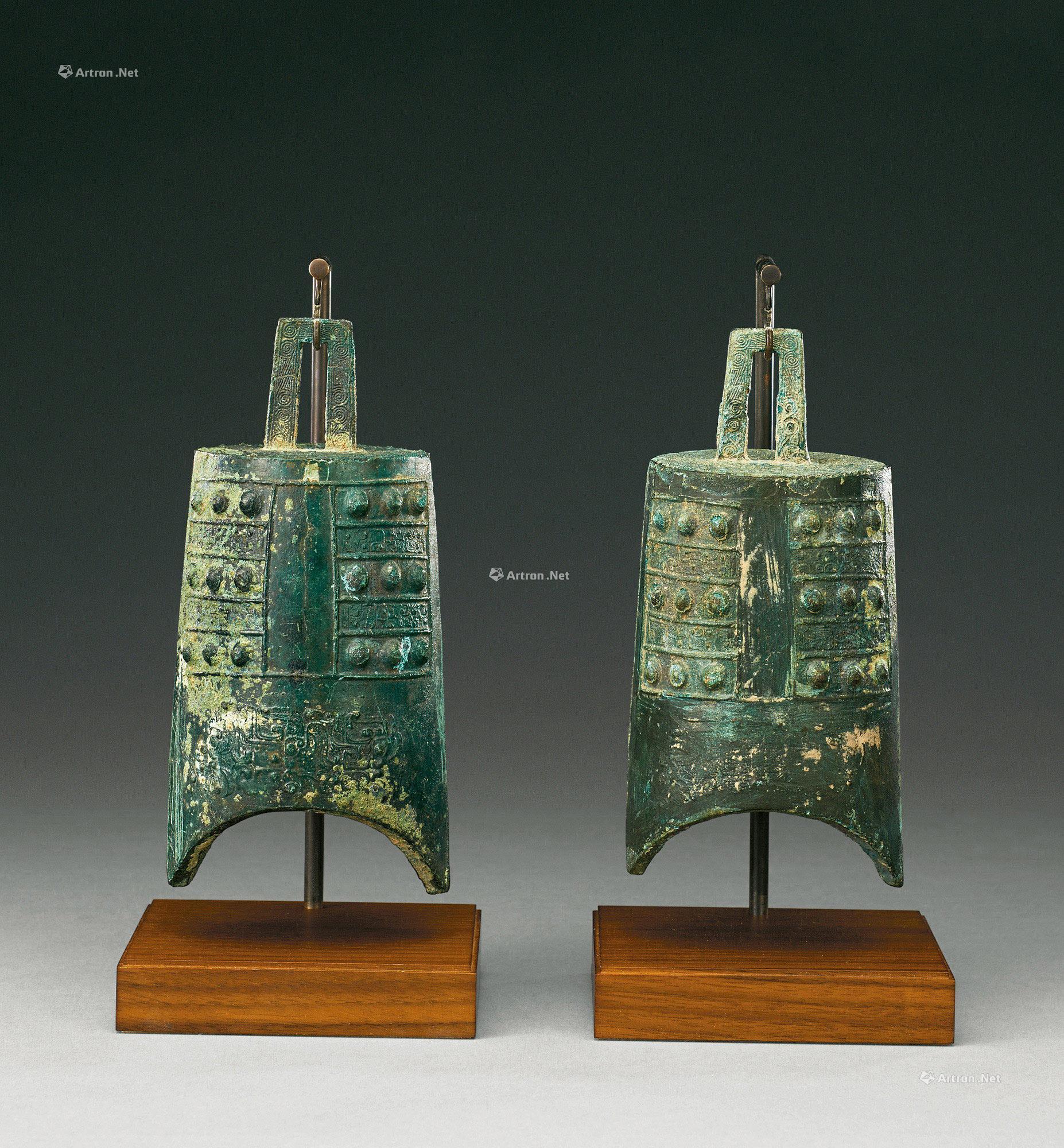 春秋战国 青铜编钟 (一对)