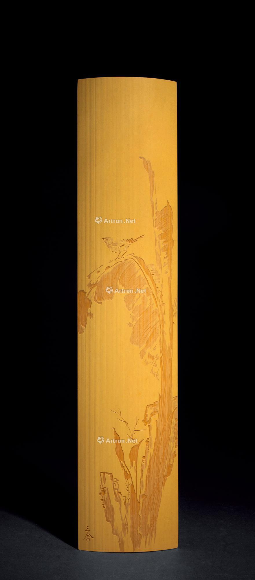 lot1023 刘向荣 竹刻留青芭蕉小鸟 - 雅昌拍卖图录app