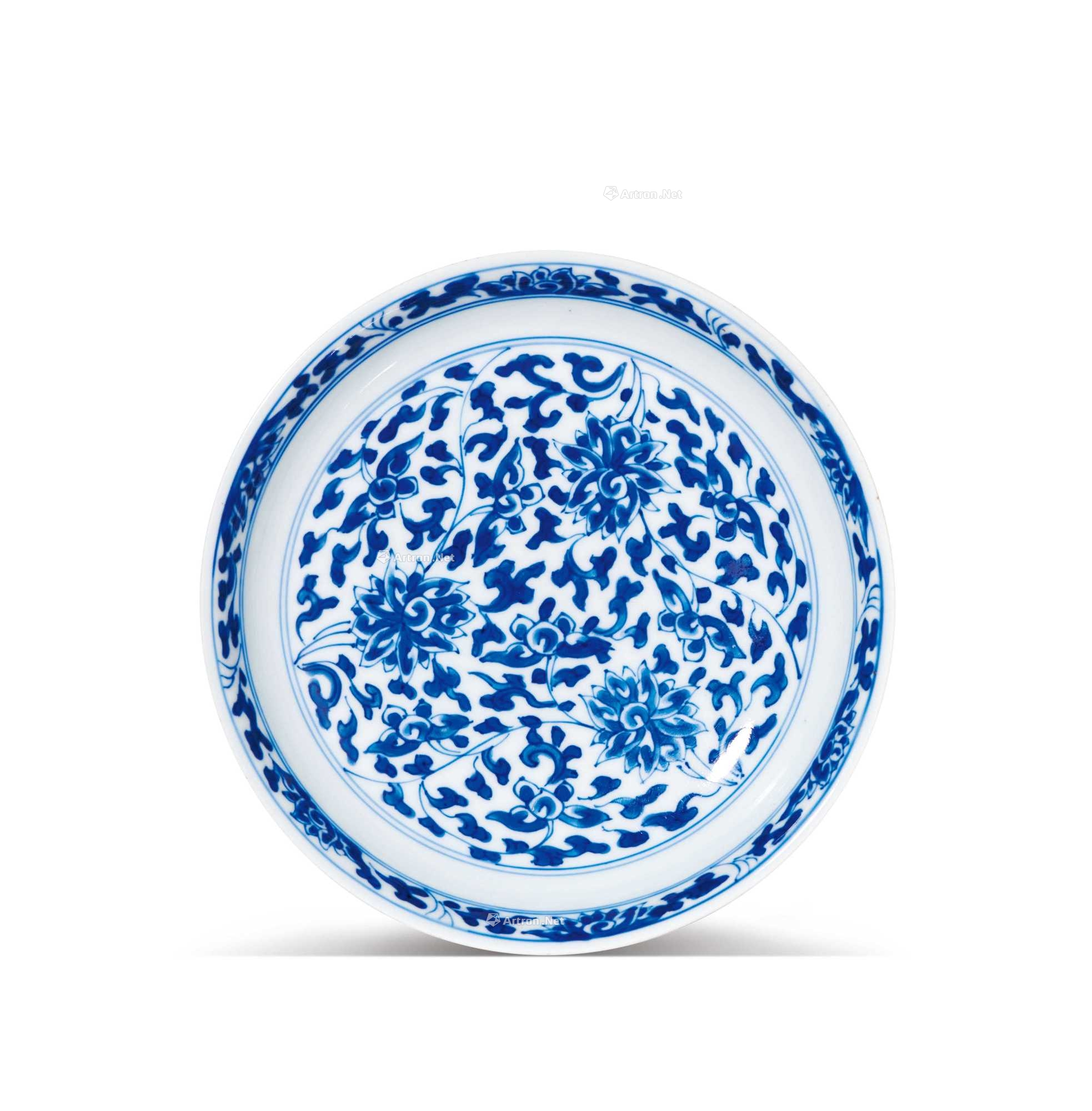 清康熙 青花缠枝莲纹盘