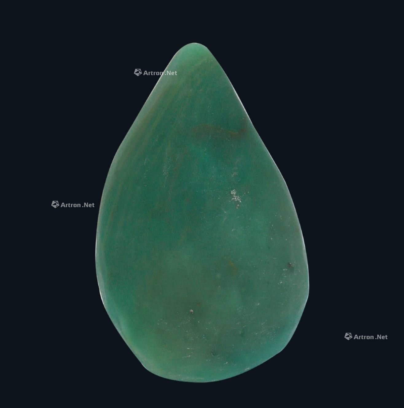 石英岩玉玉中帝摆件